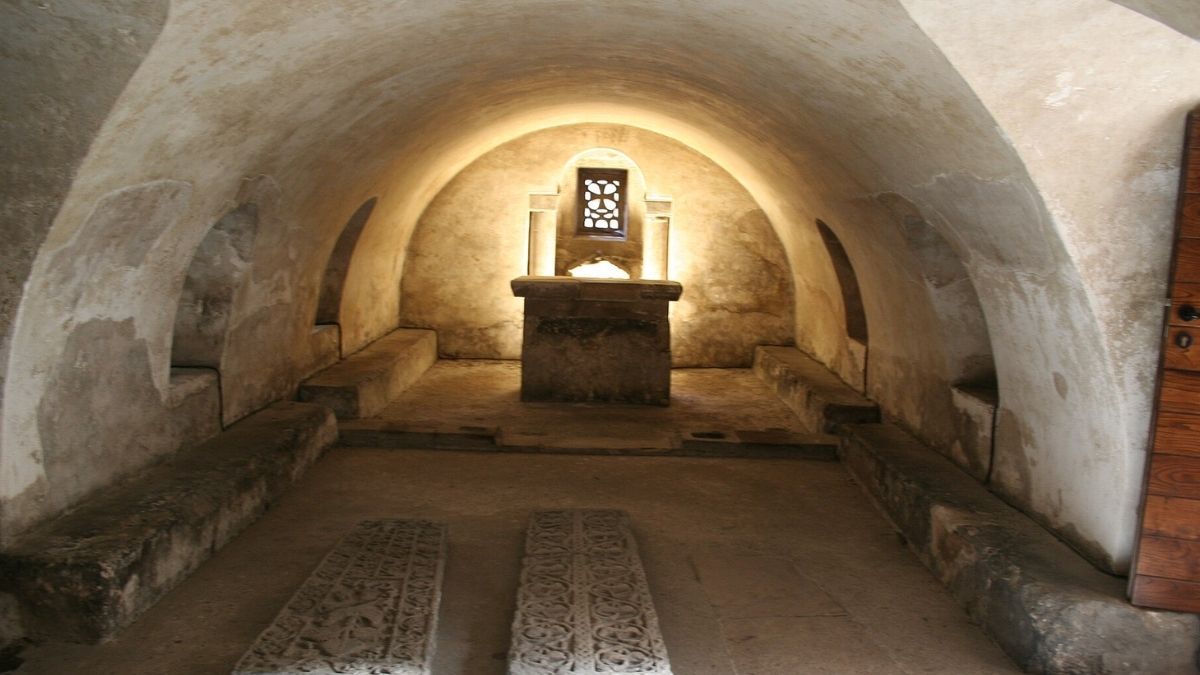 Las caras ocultas de la Catedral de Oviedo que casi nadie ve desde el suelo