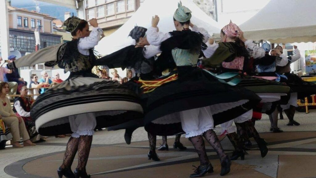 Santa María Magdalena en Llanes: el rito ancestral que enciende la rivalidad vecinal