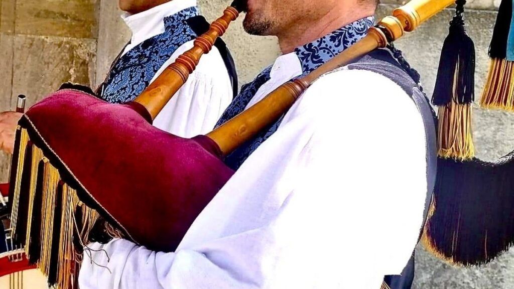 El «Stradivarius» de Candamo: El artesano que está revolucionando la gaita asturiana