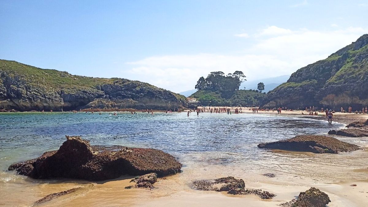 Ruta por los pueblos más bonitos cerca de Llanes: arenales ocultos y paradas obligatorias para comer Ruta por los pueblos más bonitos cerca de Llanes: arenales ocultos y paradas obligatorias para comer
