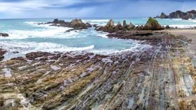 Playa de Gueirúa, la cala de Cudillero que hipnotiza a los fotógrafos de paisaje