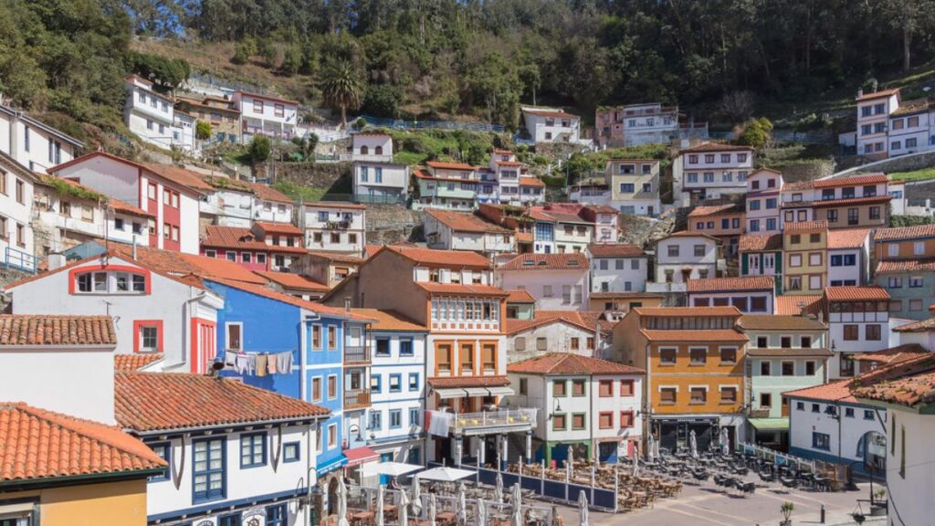 Las playas cerca de Cudillero más bonitas, del Silencio a Oleiros