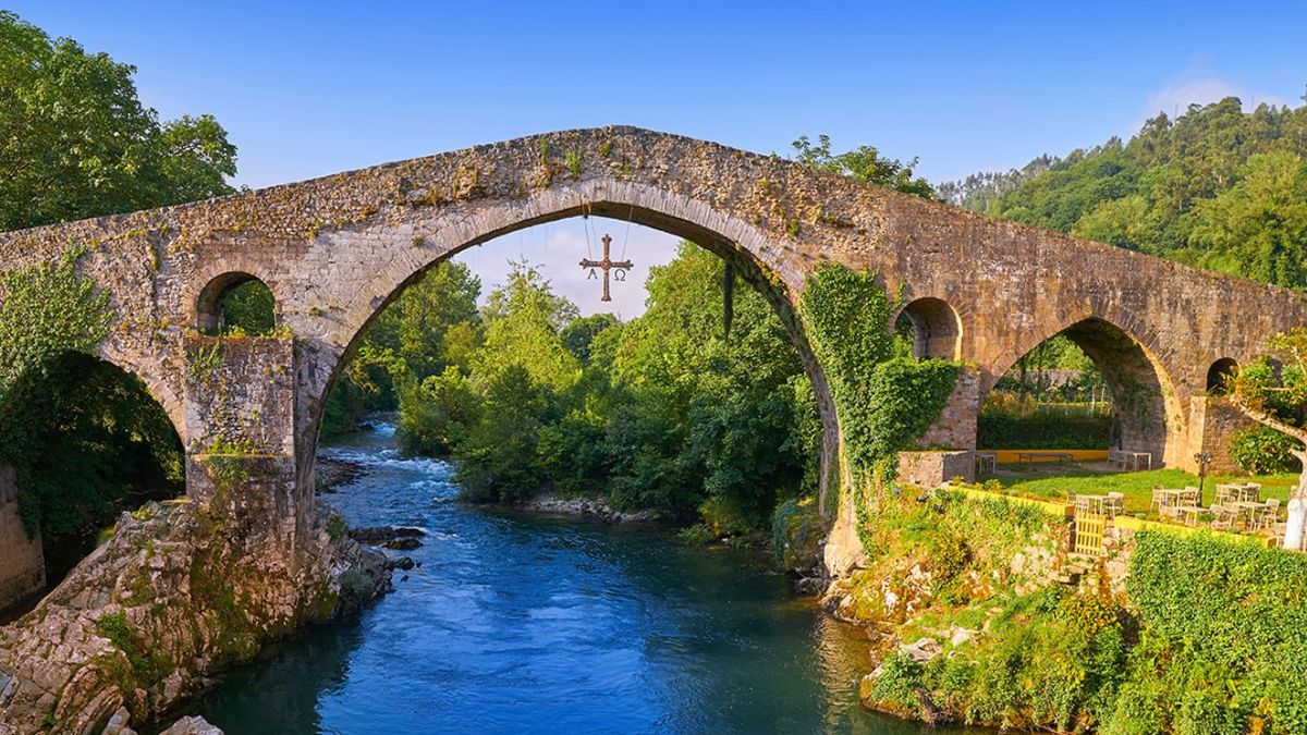 Tres pueblos bonitos cerca de Cangas de Onís que laten a menos de un cuarto de hora