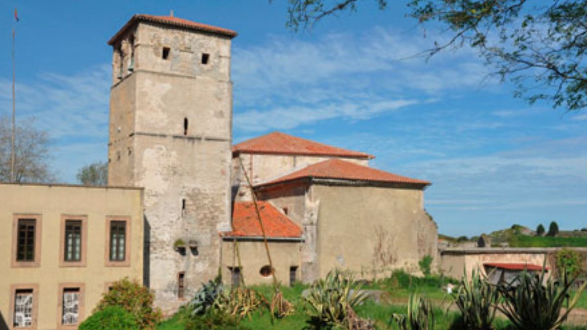 Ruta por los pueblos más bonitos cerca de Llanes: arenales ocultos y paradas obligatorias para comer Ruta por los pueblos más bonitos cerca de Llanes: arenales ocultos y paradas obligatorias para comer