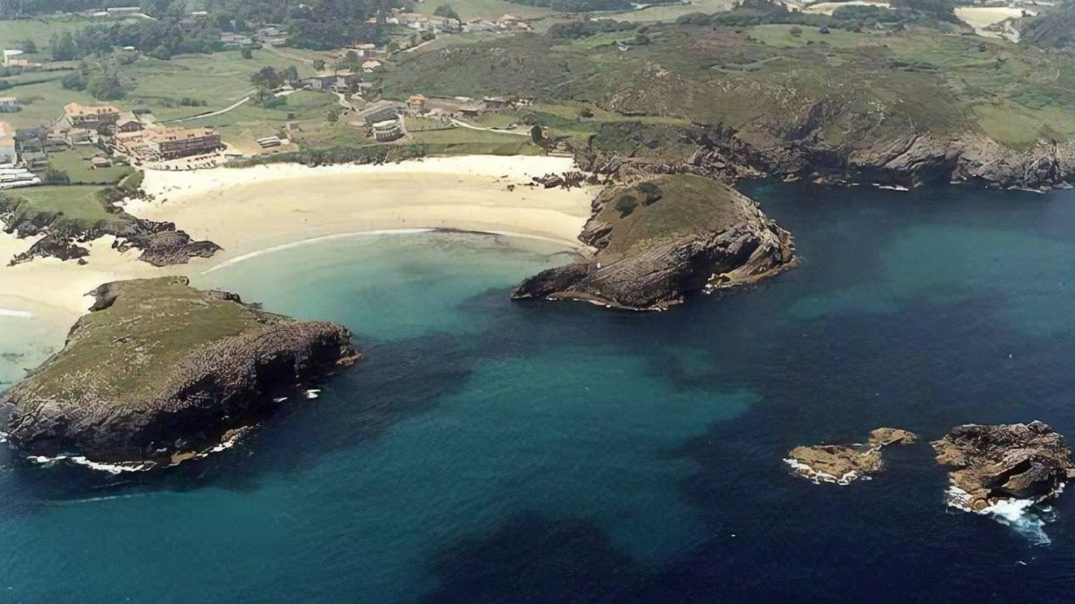 Ruta por los pueblos más bonitos cerca de Llanes: arenales ocultos y paradas obligatorias para comer Ruta por los pueblos más bonitos cerca de Llanes: arenales ocultos y paradas obligatorias para comer
